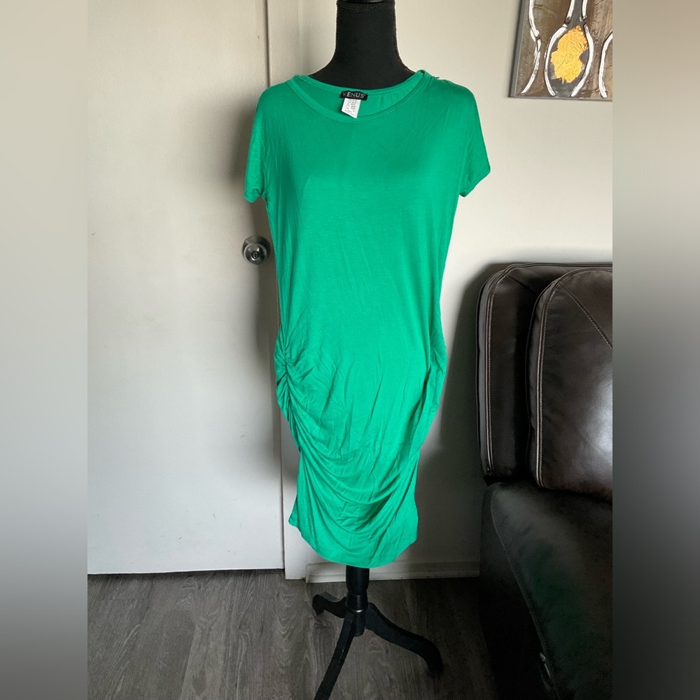 “Green Ruched T-Shirt Dress by Venus - Size Large